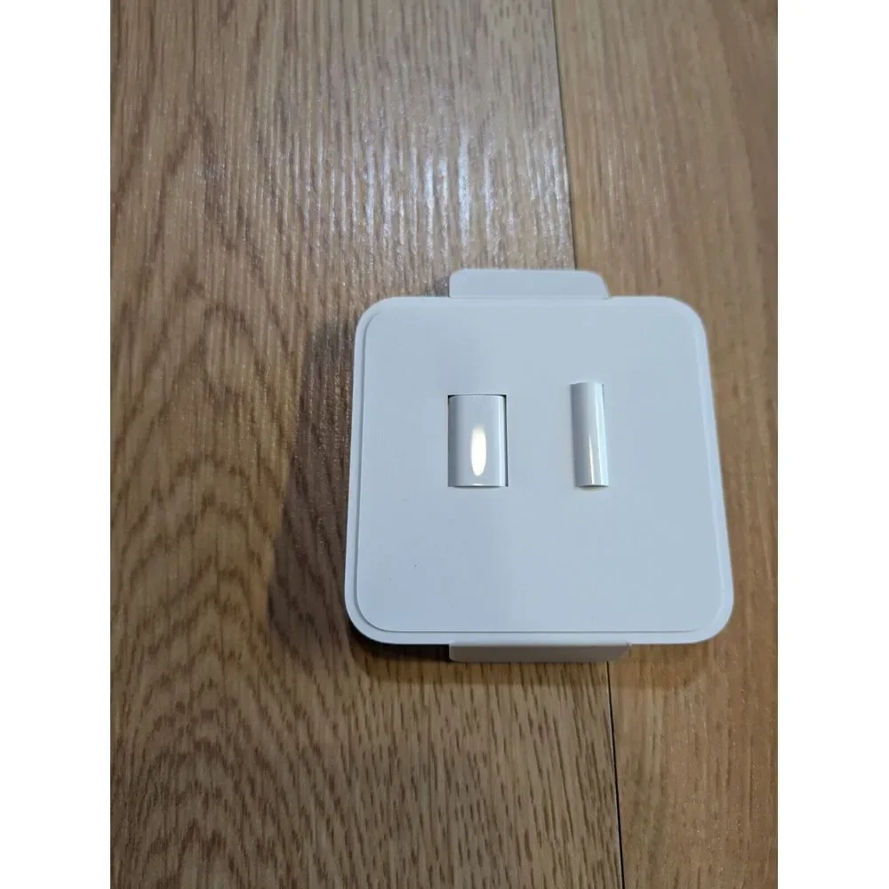 Apple USB-C to‎ Headphone Jack Adapter